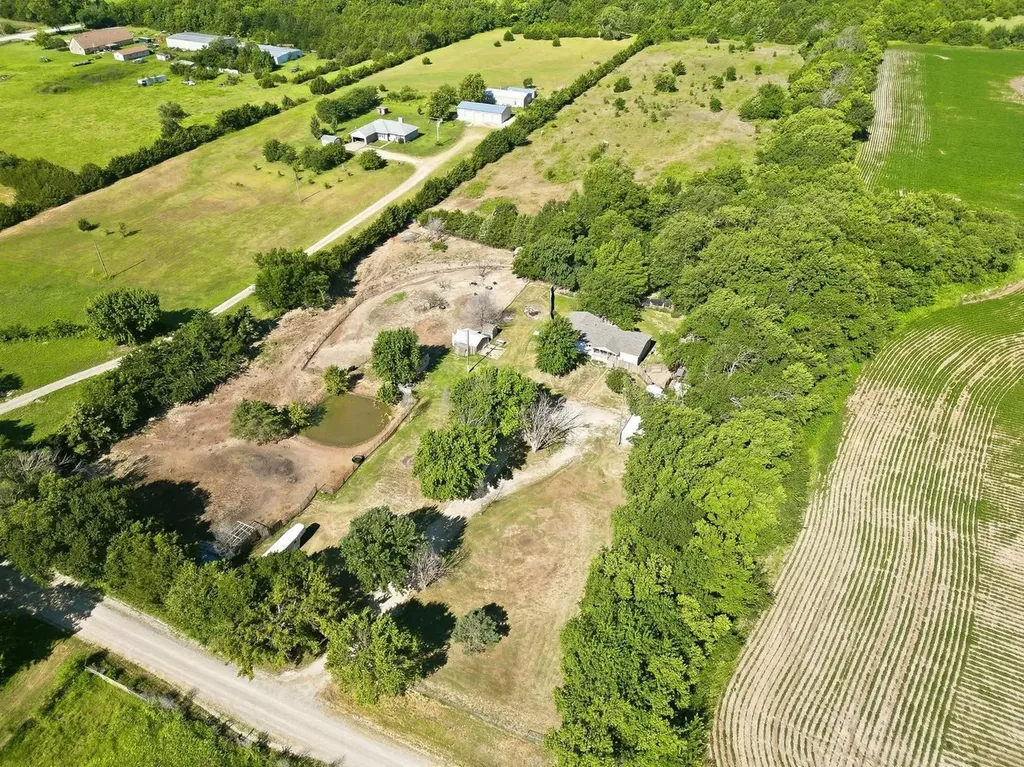 16775 SW Cherokee Douglass KS 67039