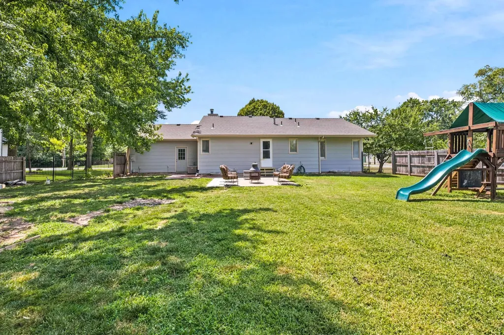 6156 N Sullivan Road Wichita KS 67204
