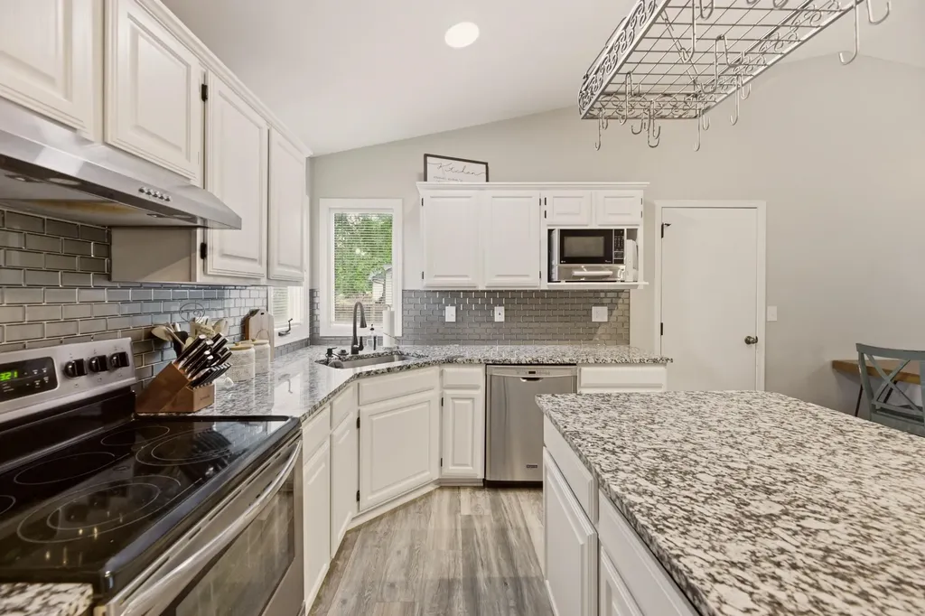 6156 N Sullivan Road Wichita KS 67204