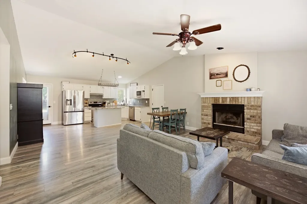 6156 N Sullivan Road Wichita KS 67204