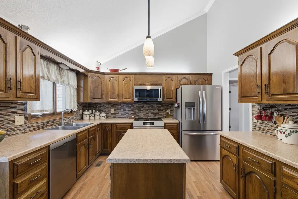 2471 N Winstead Circle Wichita KS 67226
