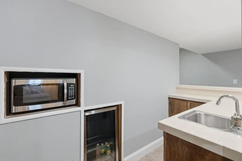 2471 N Winstead Circle Wichita KS 67226