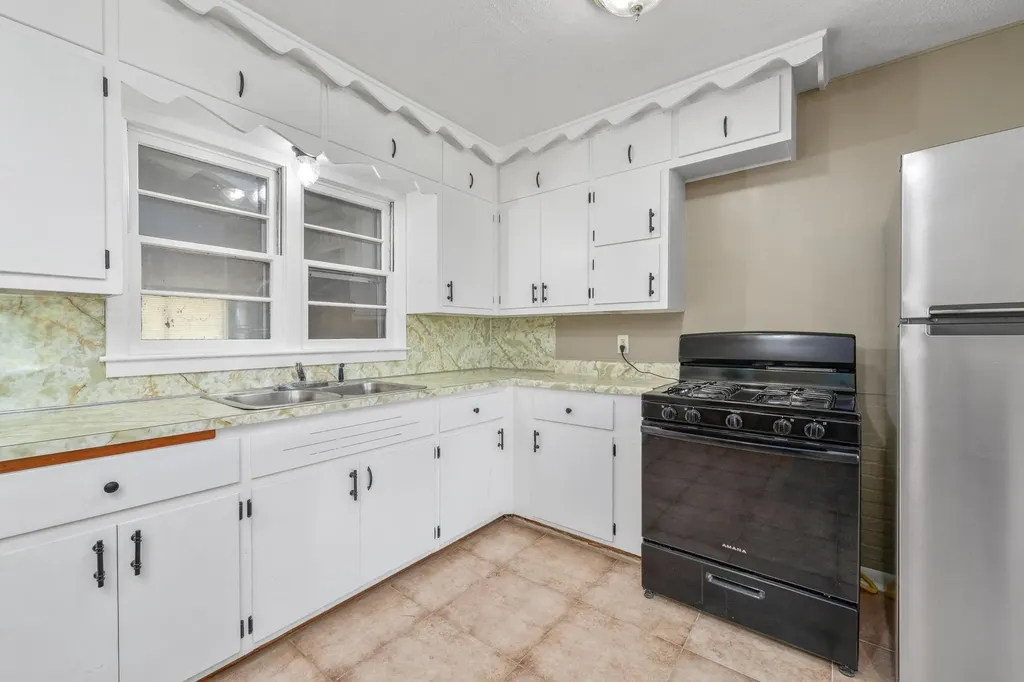 2357 S Walnut Street Wichita KS 67213