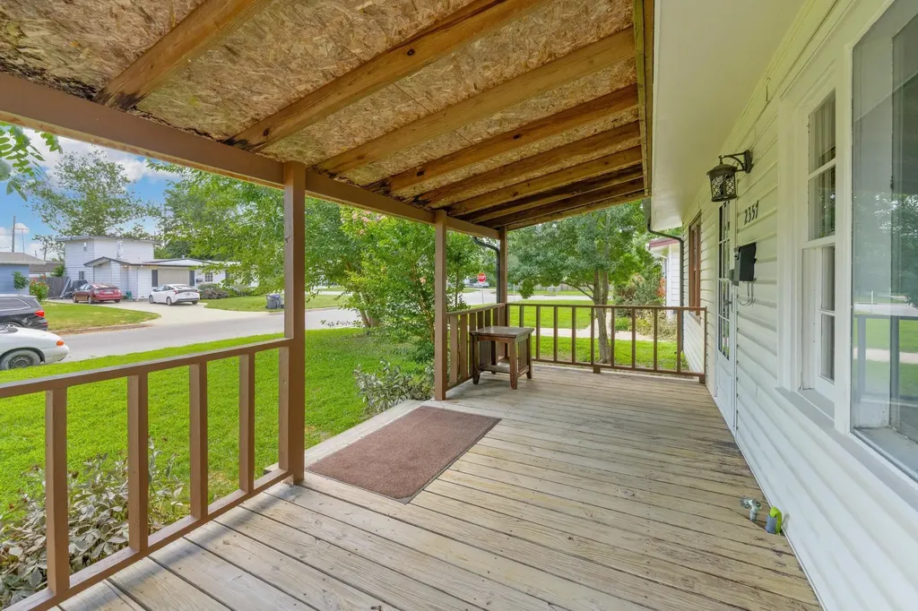 2357 S Walnut Street Wichita KS 67213
