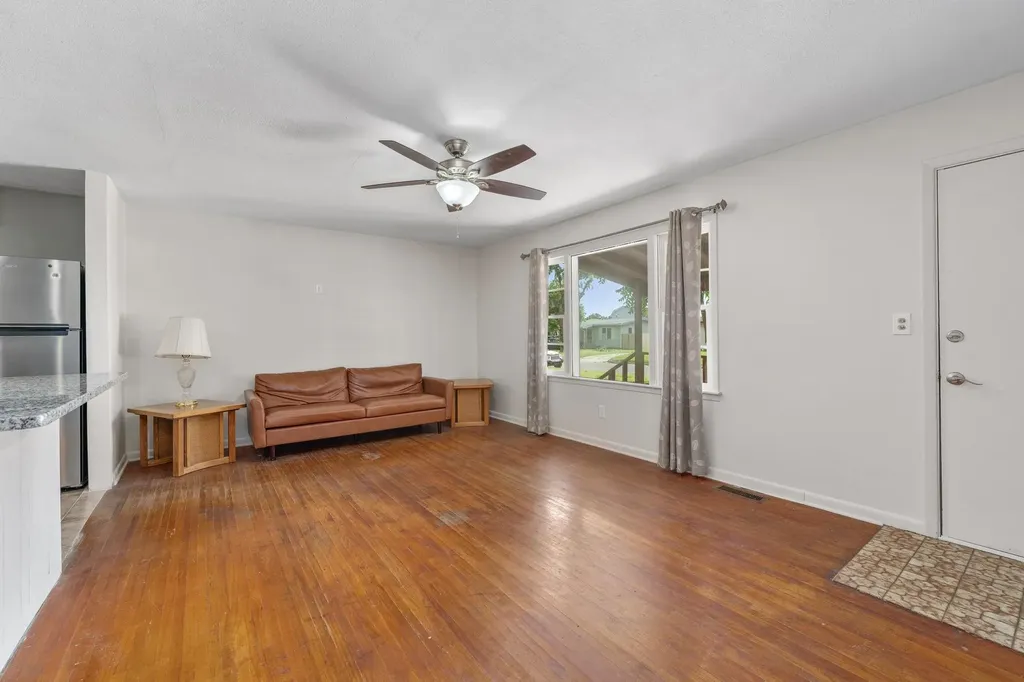 2357 S Walnut Street Wichita KS 67213