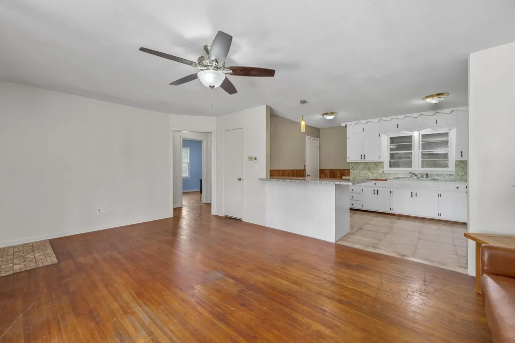 2357 S Walnut Street Wichita KS 67213