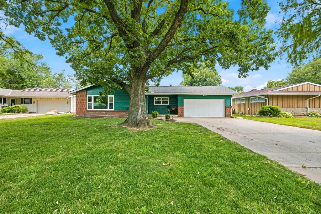 427 N Pamela Avenue Wichita KS 67212