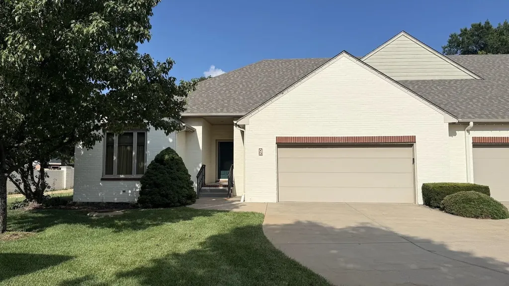 1770 N Country Club Road El Dorado KS 67042