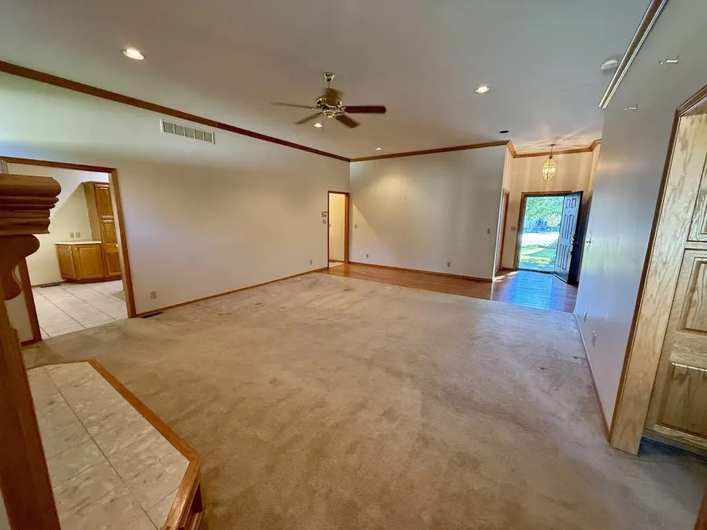 1770 N Country Club Road El Dorado KS 67042