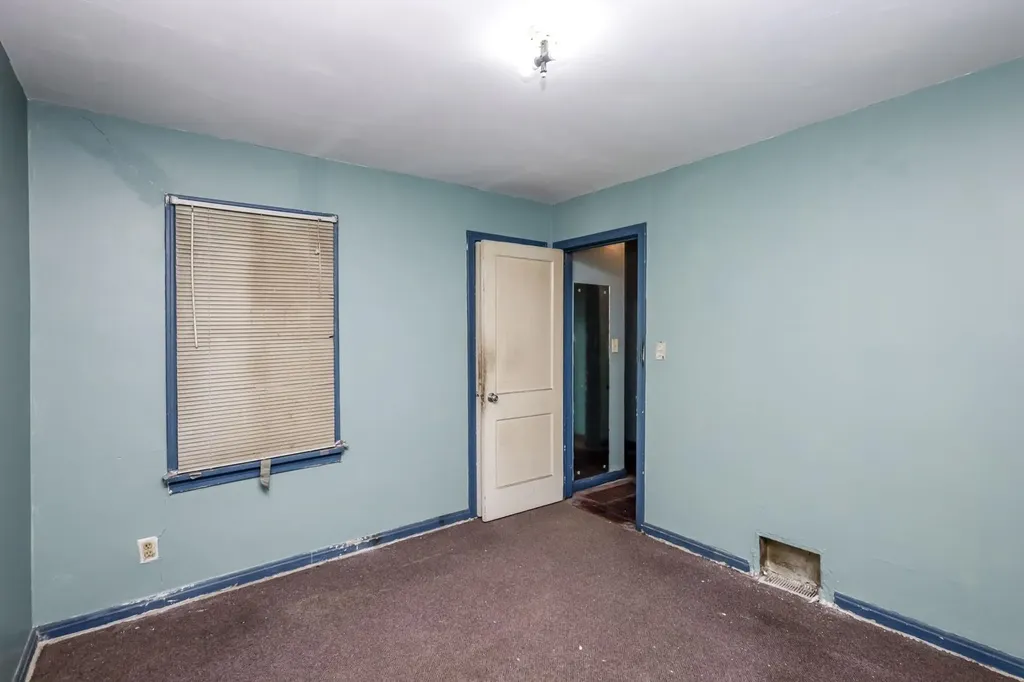 1301 N Dellrose Wichita KS 67208