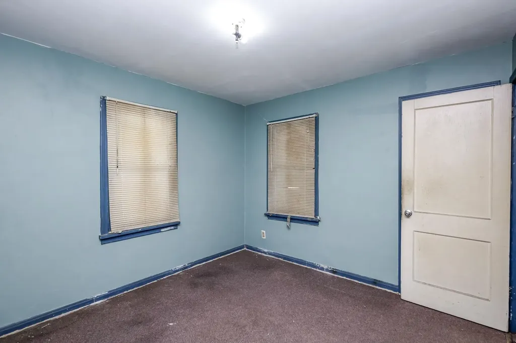 1301 N Dellrose Wichita KS 67208