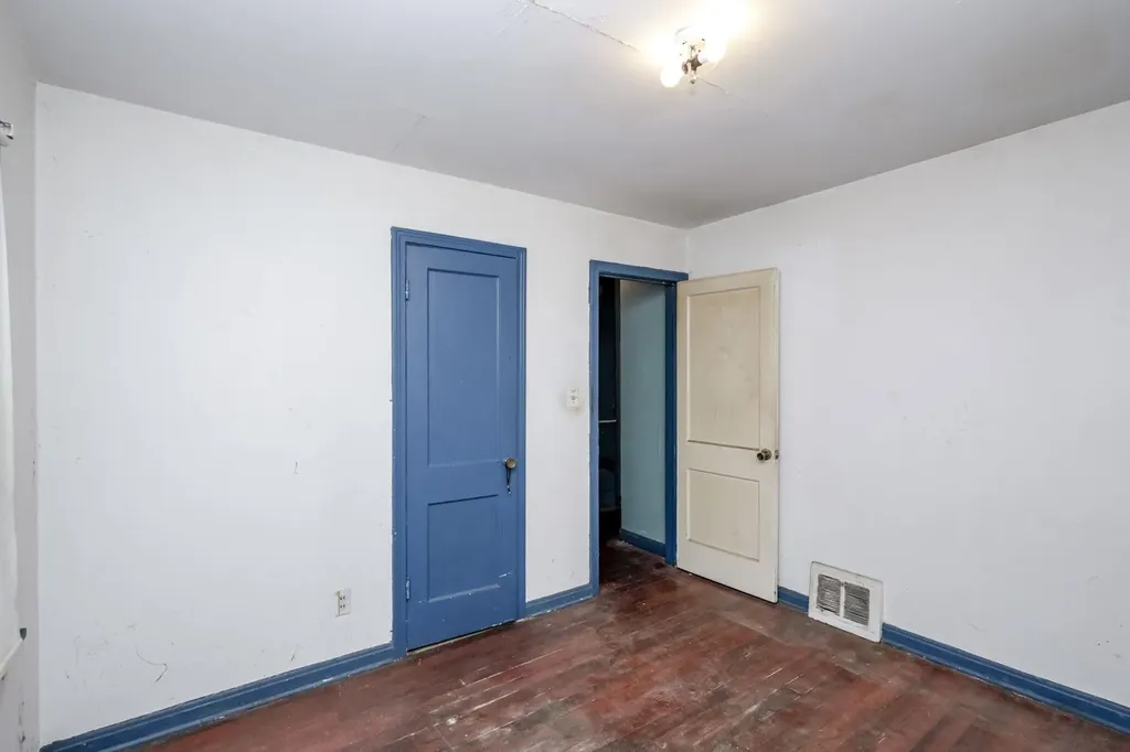 1301 N Dellrose Wichita KS 67208