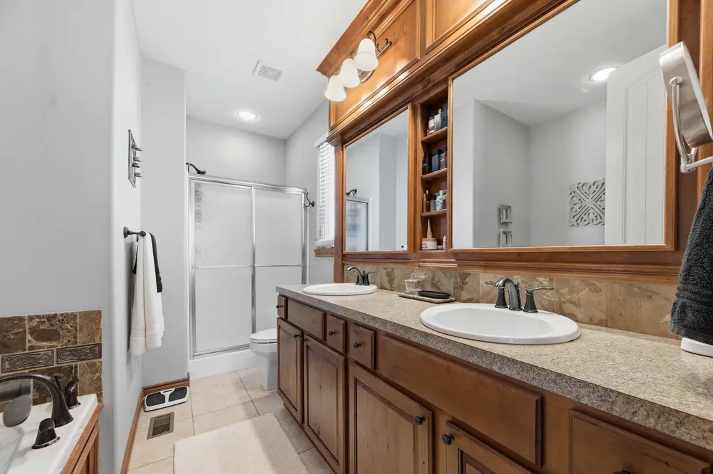 6608 N Upchurch Park City KS 67219