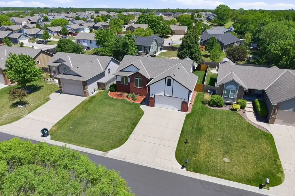 6608 N Upchurch Park City KS 67219