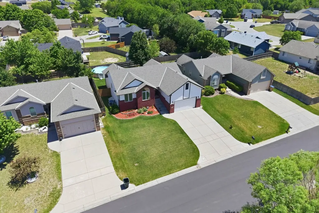 6608 N Upchurch Park City KS 67219