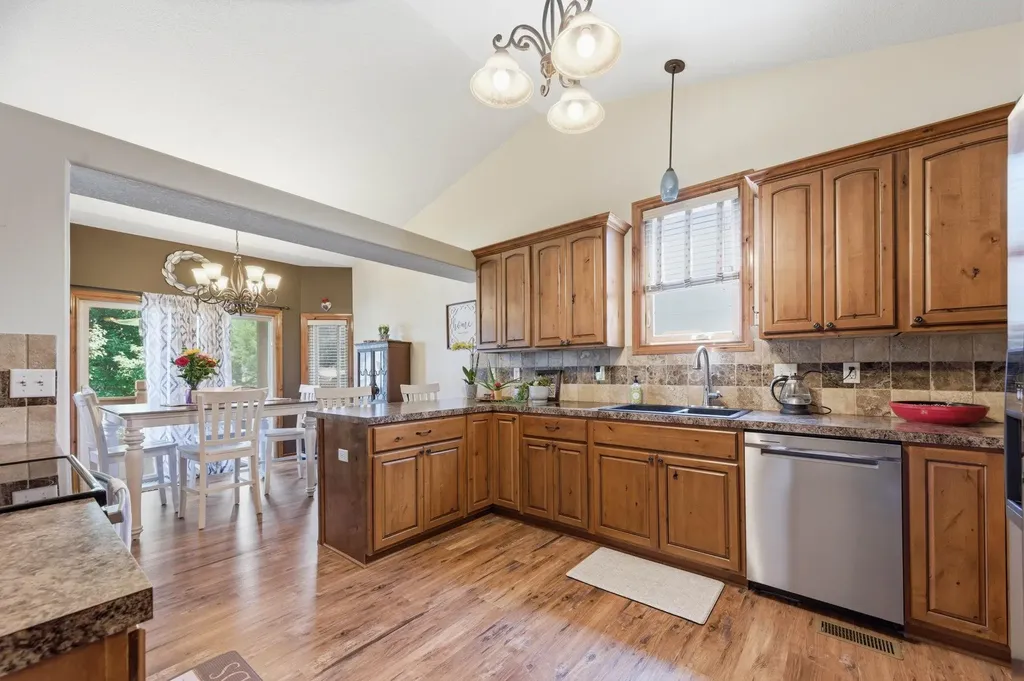 6608 N Upchurch Park City KS 67219