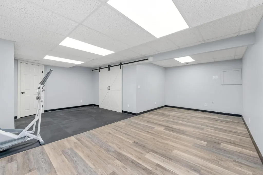 23 N Scottsdale Street Wichita KS 67230