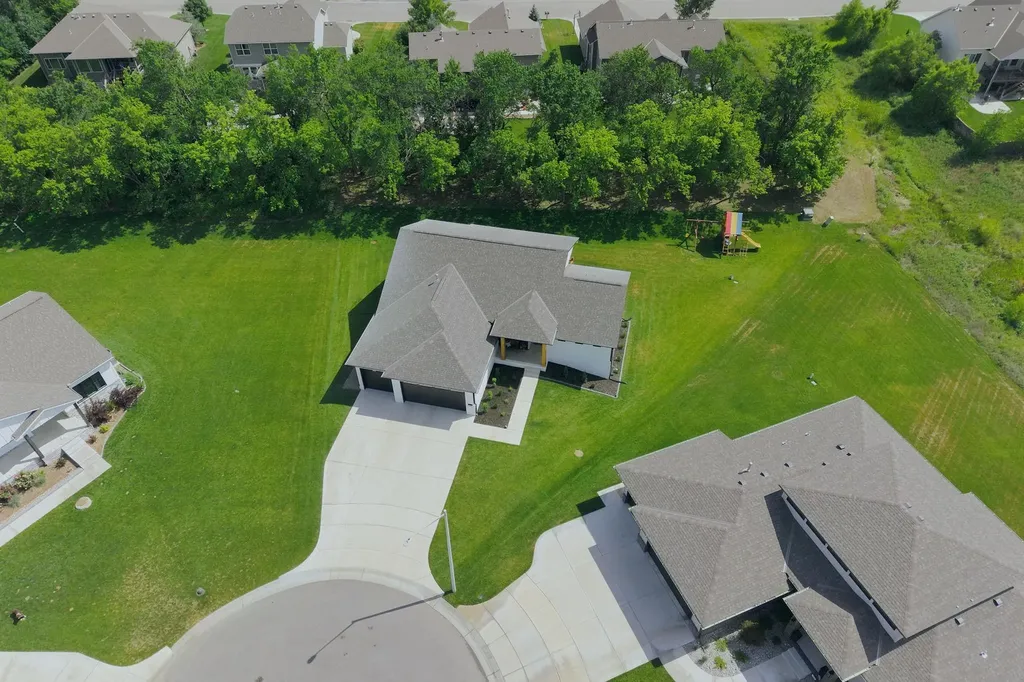 2501 N Emerald Court Andover KS 67002
