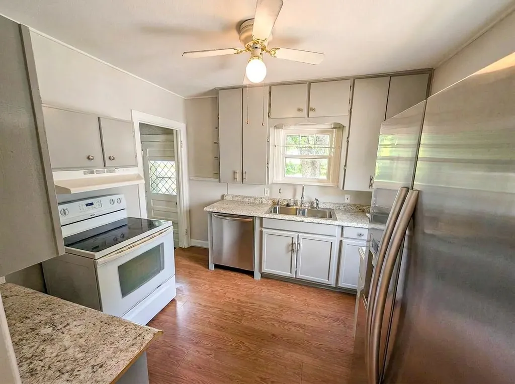 1541 N Woodland Avenue Wichita KS 67203