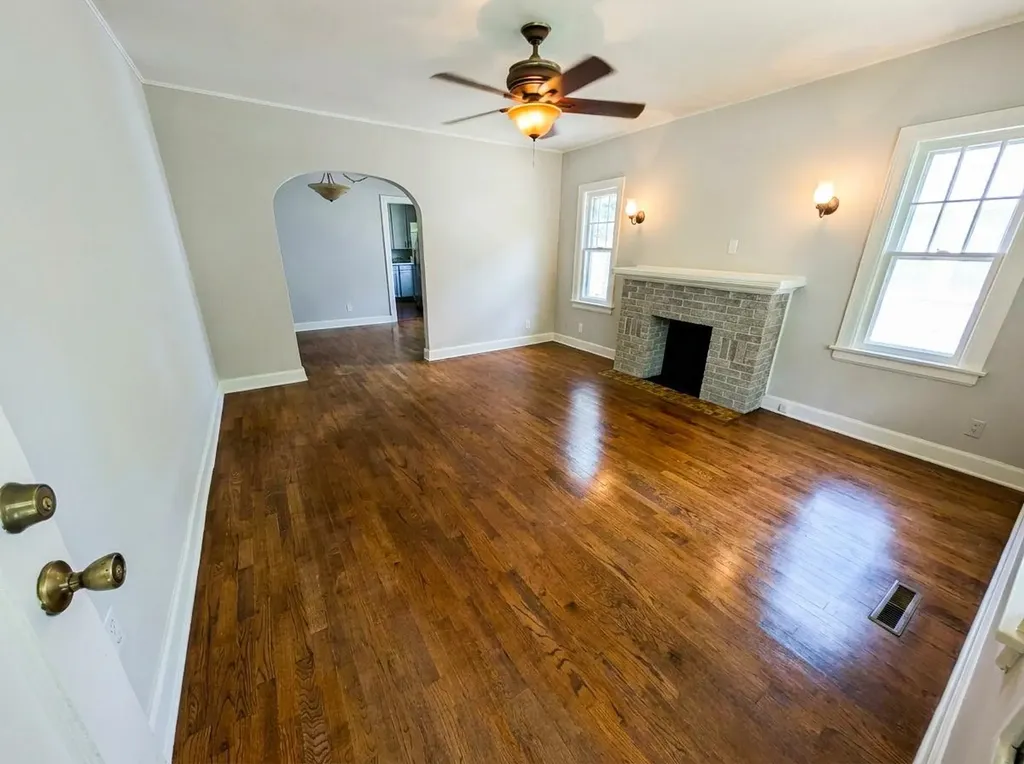 1541 N Woodland Avenue Wichita KS 67203