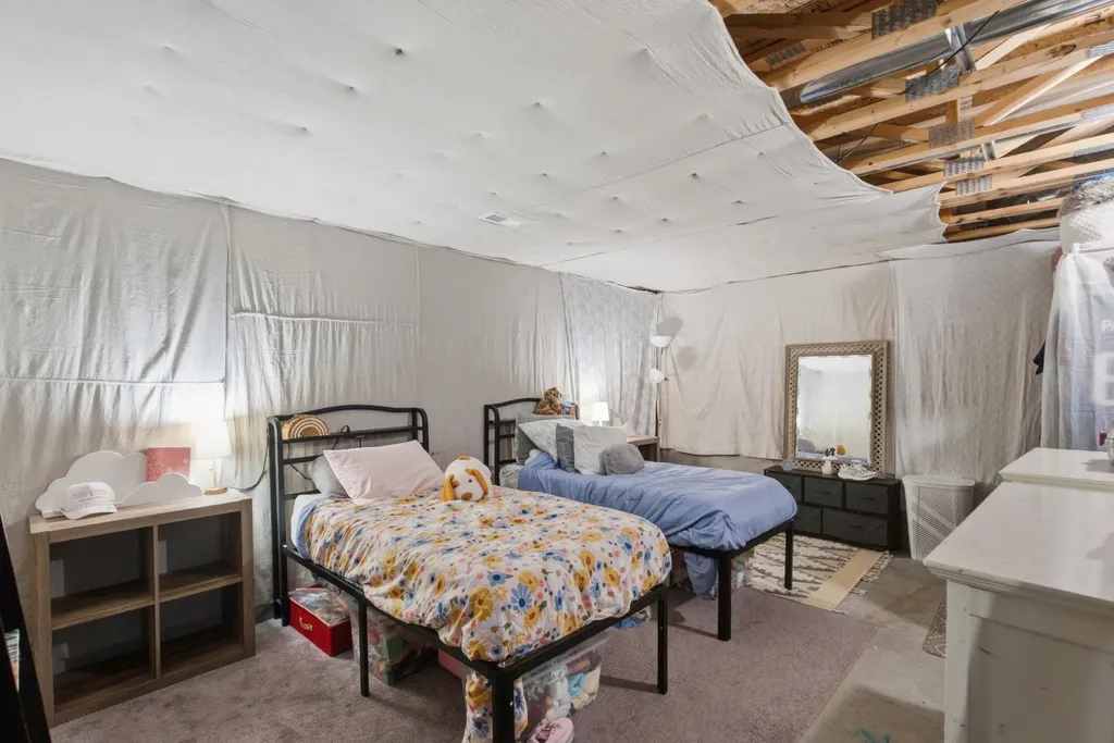 924 E Splitwood Way Street Derby KS 67037