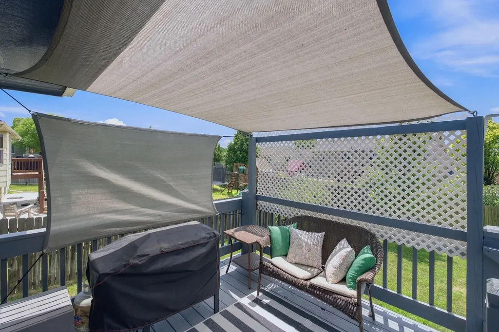 924 E Splitwood Way Street Derby KS 67037