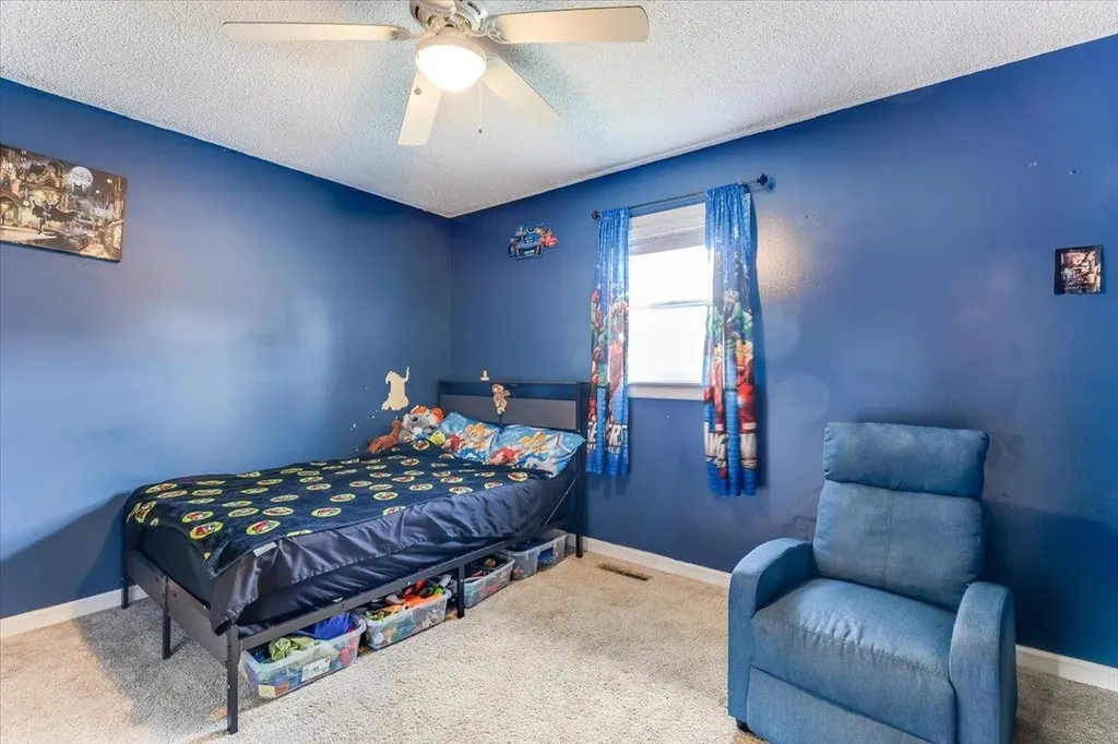 326 N Jane Street Haysville KS 67060-1341