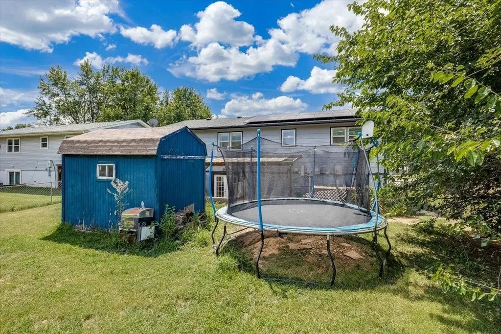 326 N Jane Street Haysville KS 67060-1341