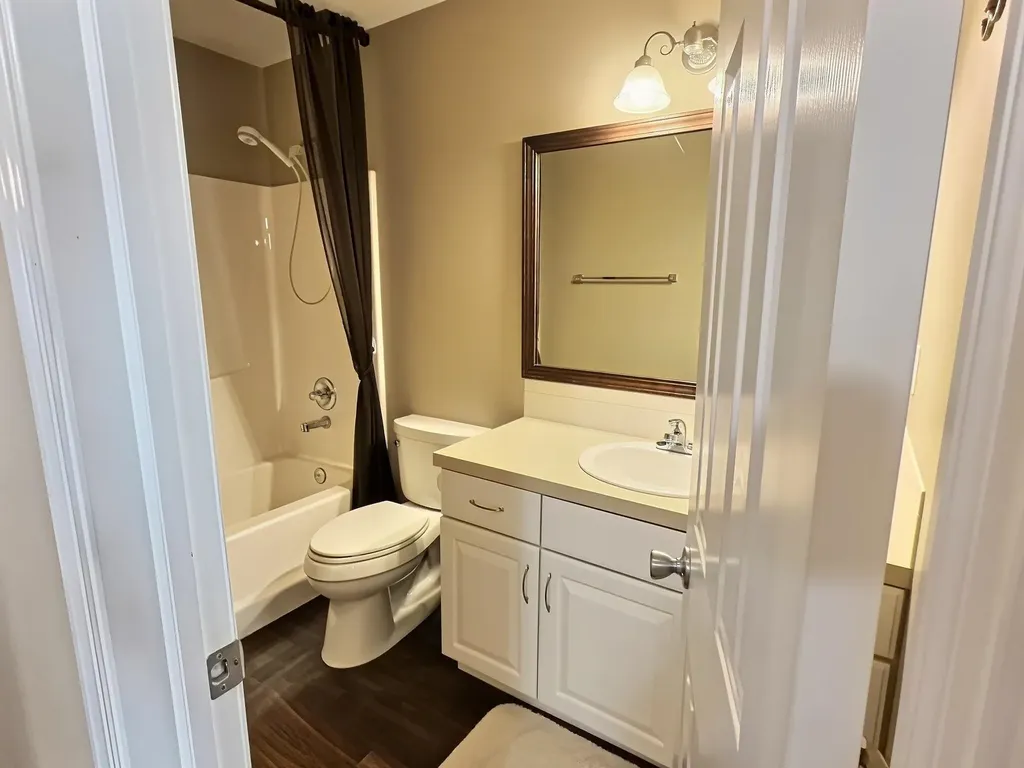 1422 E Prairie Hill Park City KS 67219