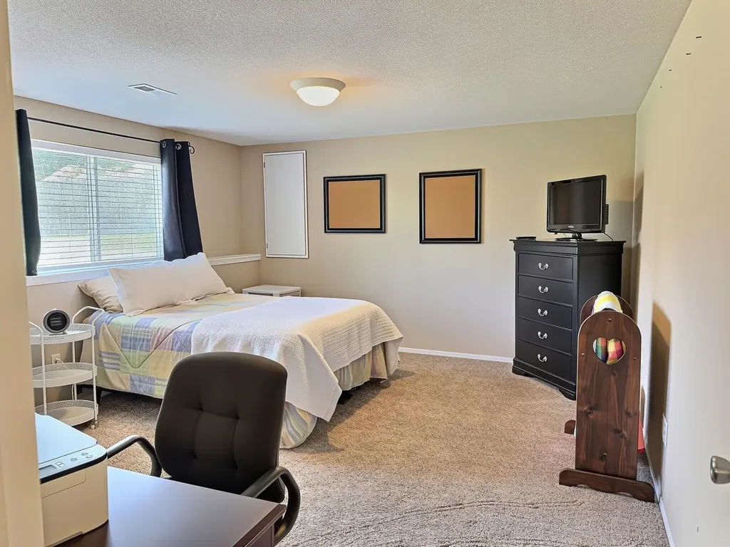 1422 E Prairie Hill Park City KS 67219