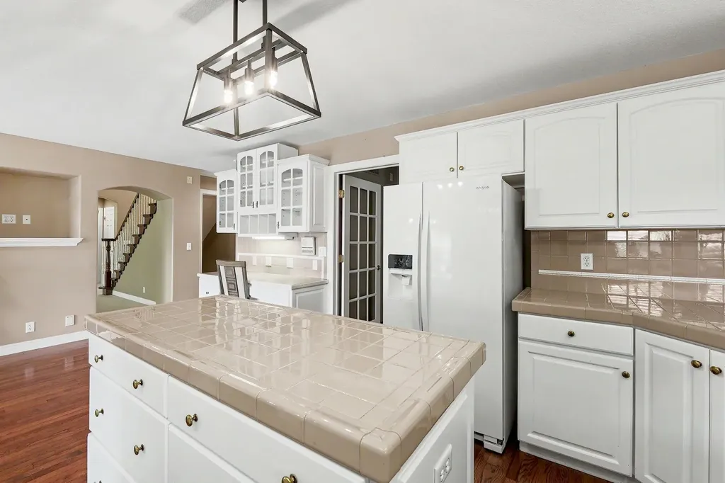 208 N Belmont Avenue Wichita KS 67208