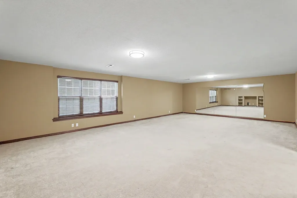 208 N Belmont Avenue Wichita KS 67208