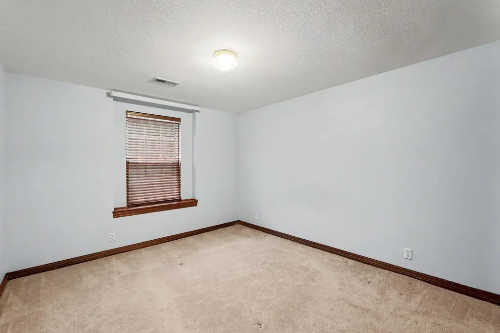 208 N Belmont Avenue Wichita KS 67208