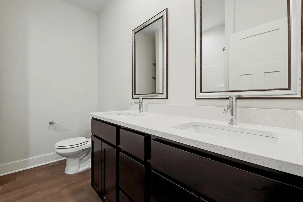 2939 S Cedar Crest Court Wichita KS 67235