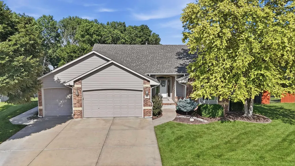 8018 W Palmetto Wichita KS 67205