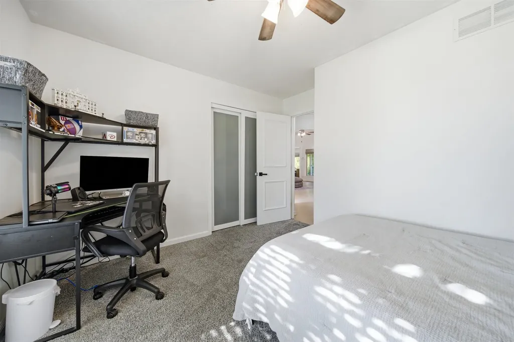 8018 W Palmetto Wichita KS 67205