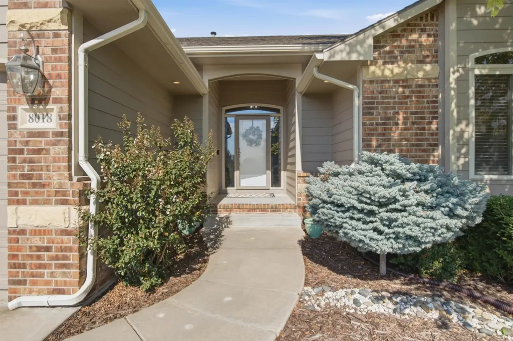 8018 W Palmetto Wichita KS 67205