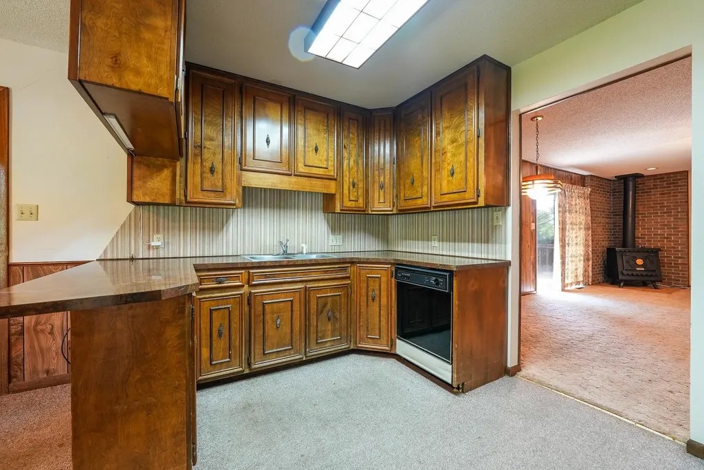 1009 Country Club Drive Eureka KS 67045