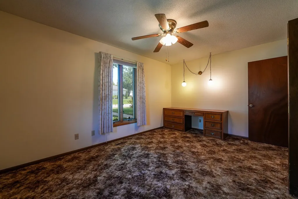 1009 Country Club Drive Eureka KS 67045