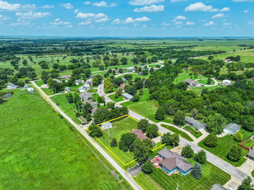 1009 Country Club Drive Eureka KS 67045