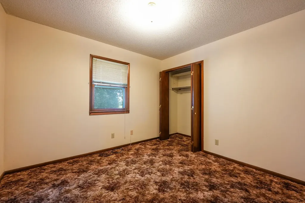 1009 Country Club Drive Eureka KS 67045
