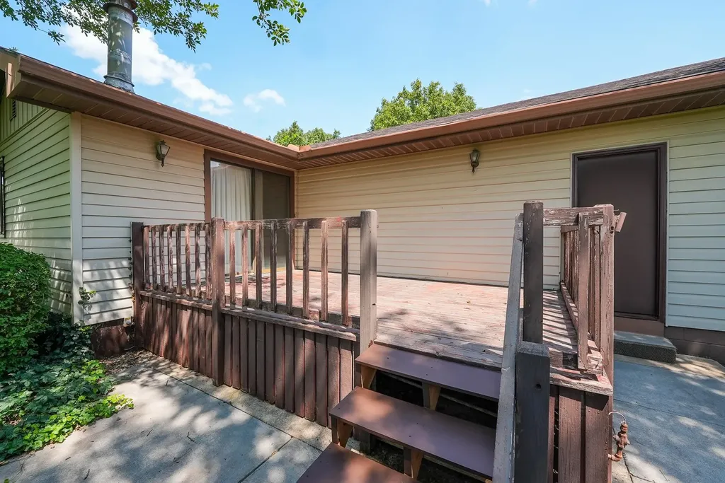 1009 Country Club Drive Eureka KS 67045