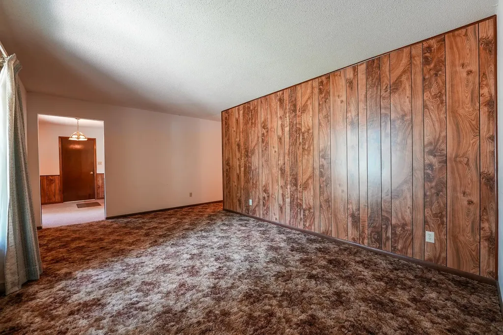 1009 Country Club Drive Eureka KS 67045