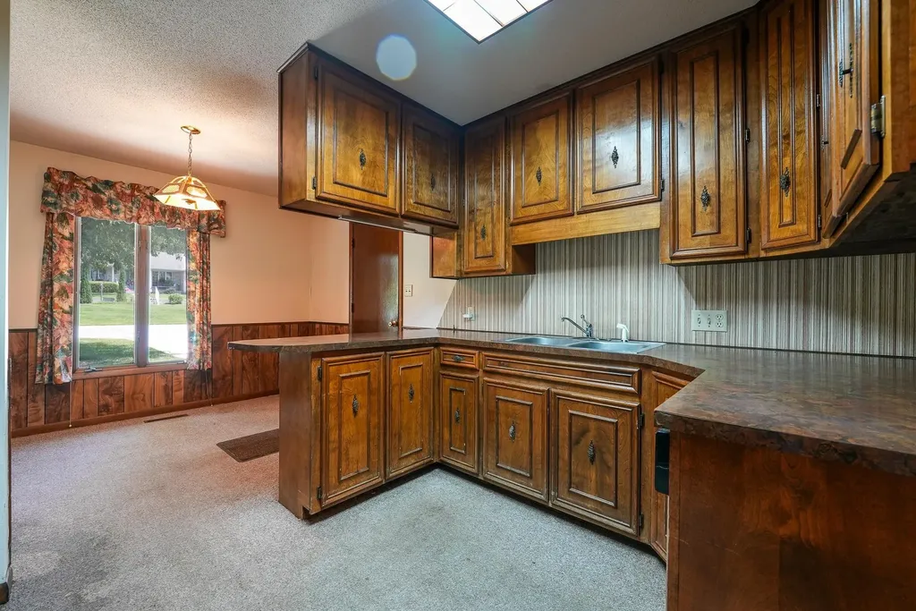 1009 Country Club Drive Eureka KS 67045