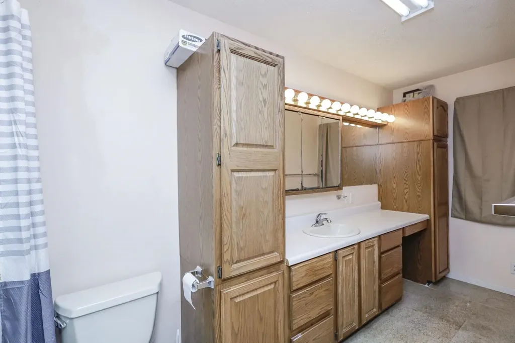 2928 N Amidon Wichita KS 67204