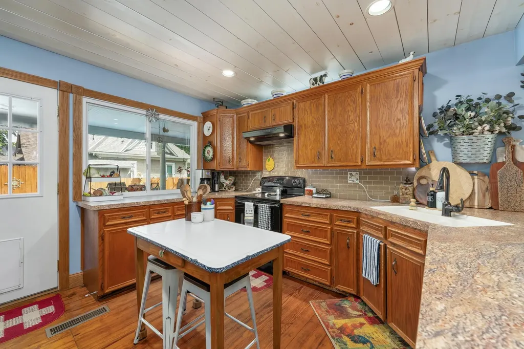 201 Filmore Street Cheney KS 67025