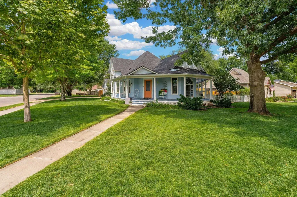 201 Filmore Street Cheney KS 67025