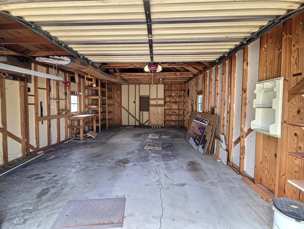 5913 E Bellaire Street Wichita KS 67218