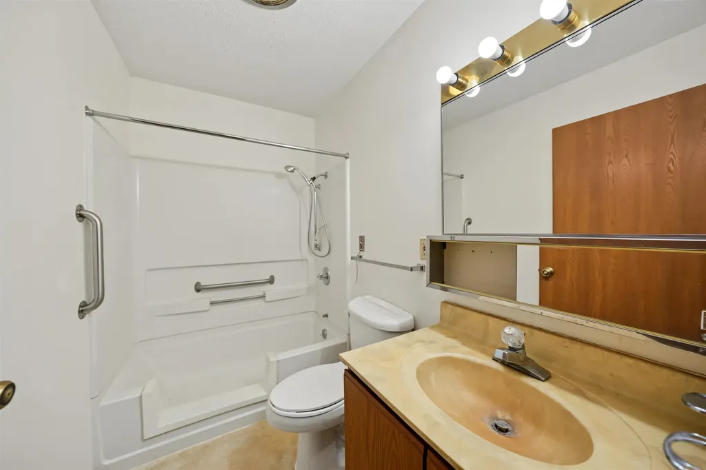 115 S Lincoln Street Marquette KS 67464
