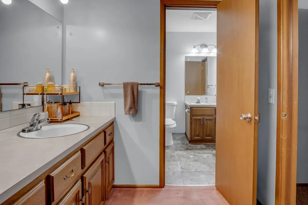 304 Rolling Hills Drive Newton KS 67114